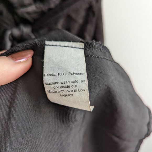 NWOT RESA black textured satin cap short sleeve v-neck wrap black tie maxi dress - Picture 4 of 6